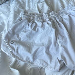 Lululemon shorts hottie hot shorts